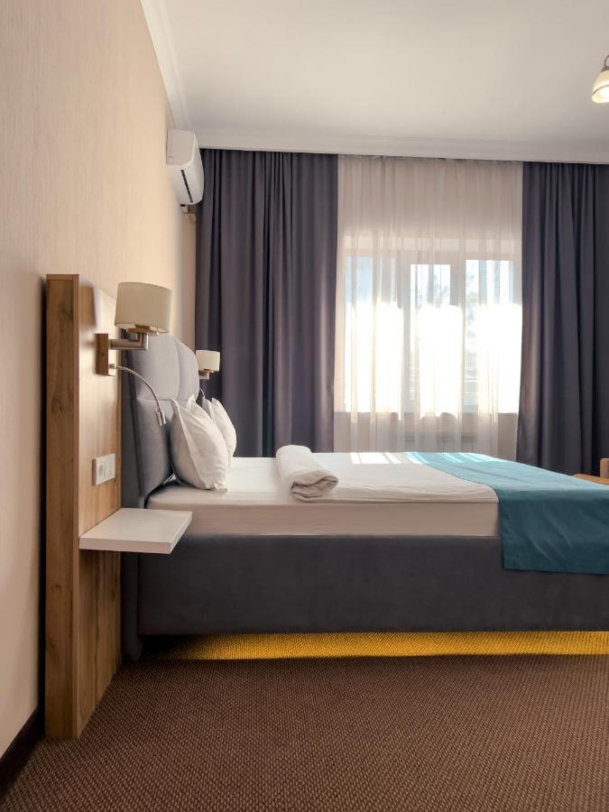 Keremet Hotel Almaty Luaran gambar